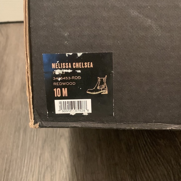 Frye Melissa Chelsea Boots - Picture 4 of 10